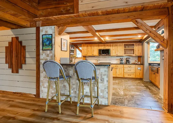 Ferienhaus Wood Stove, Pool Table & Dock