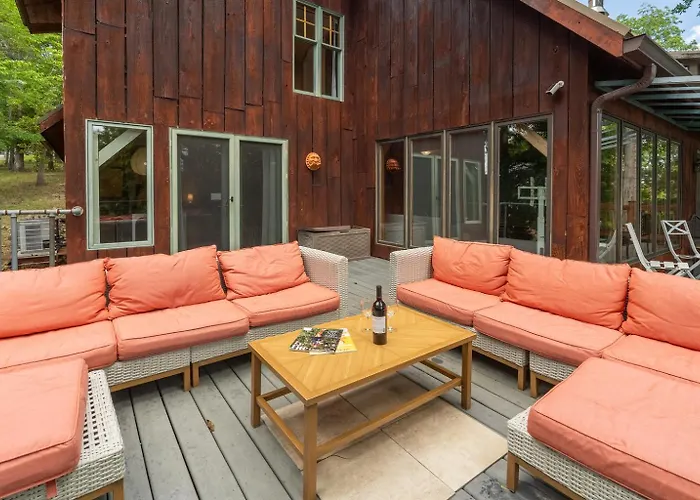 Ferienhaus Wood Stove, Pool Table & Dock Goreville