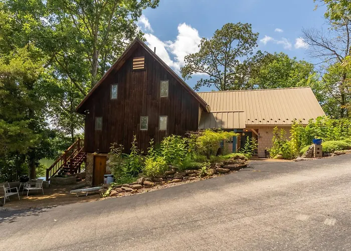 Wood Stove, Pool Table & Dock *